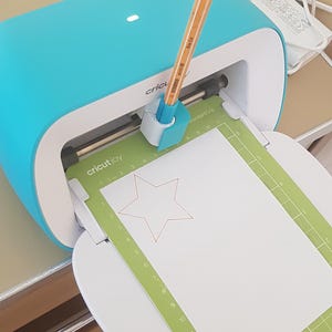 Leonardo added a photo of their purchase