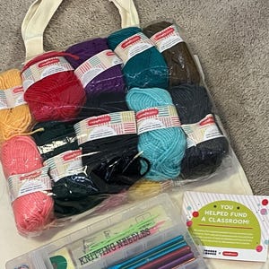 Incraftables Crochet Kit for Beginners & Pro Crocheting Set with Crochet Hooks (21pcs) Yarns (15 Spools) Tape Needles Supplies for Amigurumi