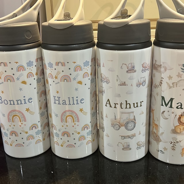 Botella de agua personalizada para niños, botella de agua escolar, botella  de agua de guardería, botella de preescolar, regalo de cumpleaños, botella  de agua para niñas, botella de gimnasio -  España