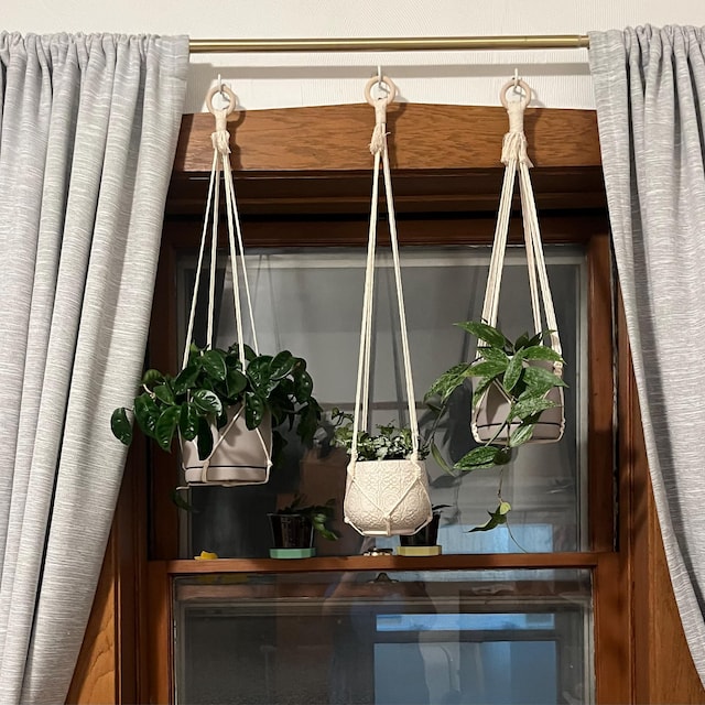 Leseed Lot De 4 Suspensions Pour Plantes En Macramé Beige - Tissées à La Main Avec Perles Boho, Crochets Inclus, Idéal Balcon, Salon Ou Extérieur