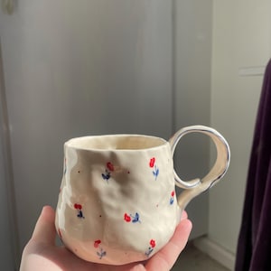 Koffiekopjes, set van 4 espressokopjes met lepel, cappuccinokopjes, creatieve bloemen, keramische mokken voor melk, cacao, kerstcadeau, verjaardagscadeau voor vrouwen, 250 ml
