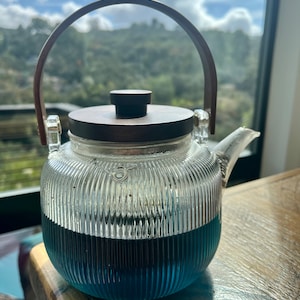 Glass Teapot Stripe Series, Borosilicate Glass Teapot, Stove Top Safe, Tea  Maker, Removable Infuser and Steam Filter, Minimalist Design 