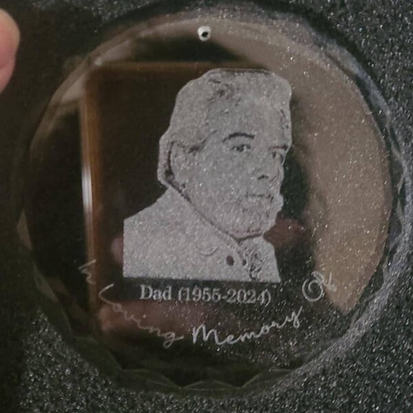 Personalized Memorial Crystal Heart - Memorial Gift Idea for Father's Day/Mother's Day/Daughter/Son/Husband/Wife - Don't Remember Me With Sadness main image 0
