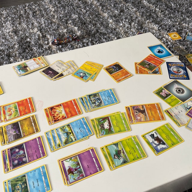 POKEMON Card Lot up to 100 Authentic Cards - Common Uncommon