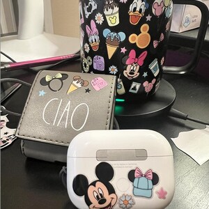 Jessica added a photo of their purchase