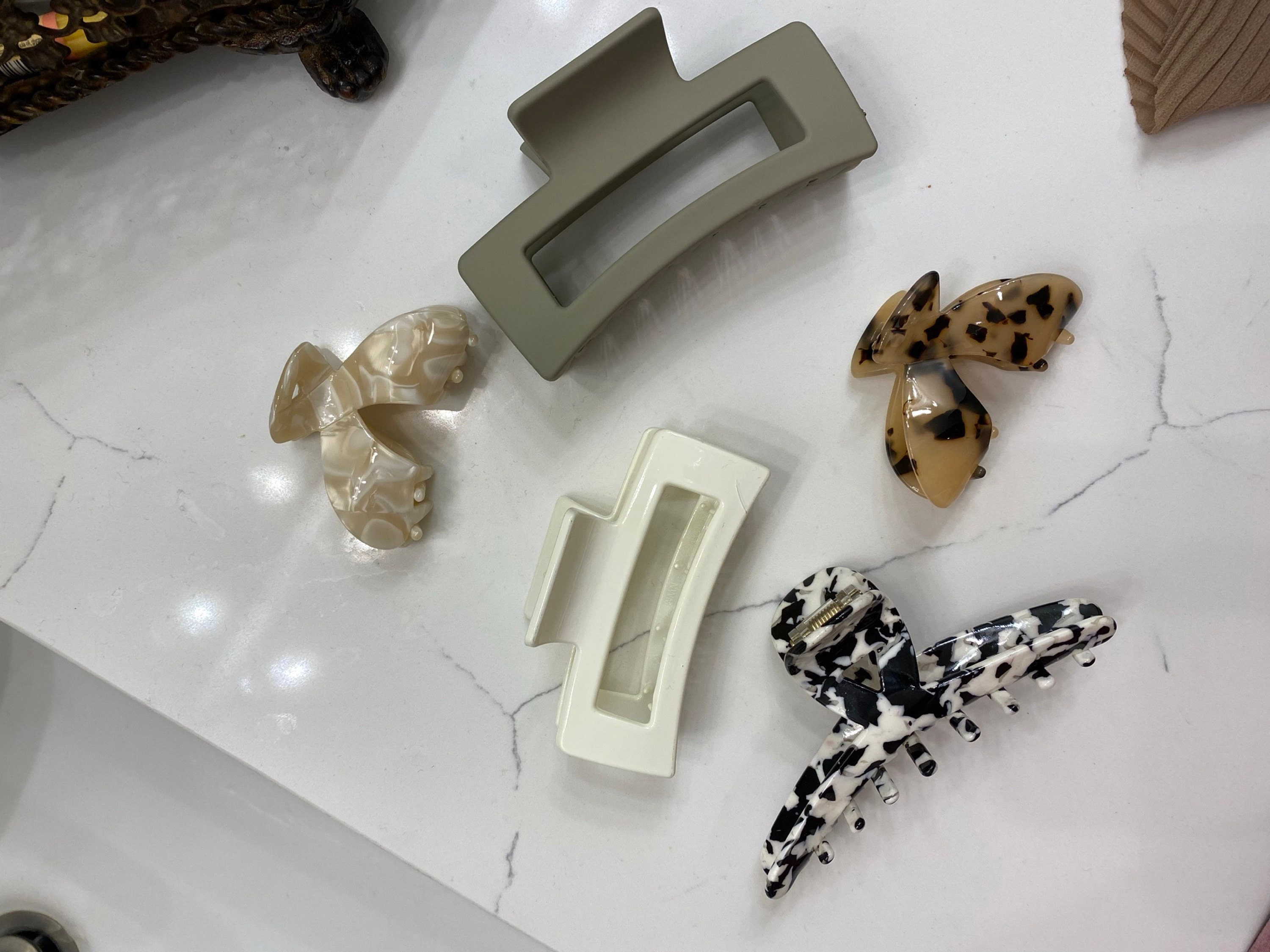 Cow Series Hair Claws for Women, Resin Hair Claw Clip, Cow Hair Clamp For Girl, Girlish Hair Clip, Hair Accessories, Girls Gift