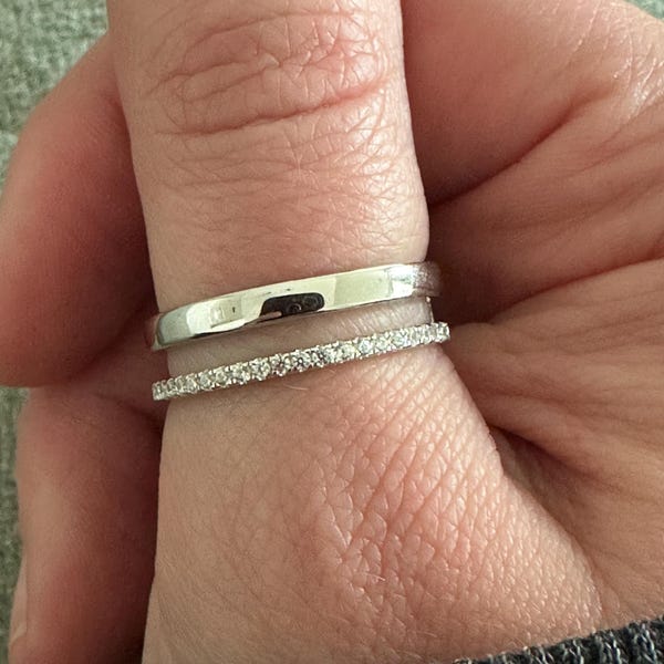 18K Triple Band Dainty Ring main image 1