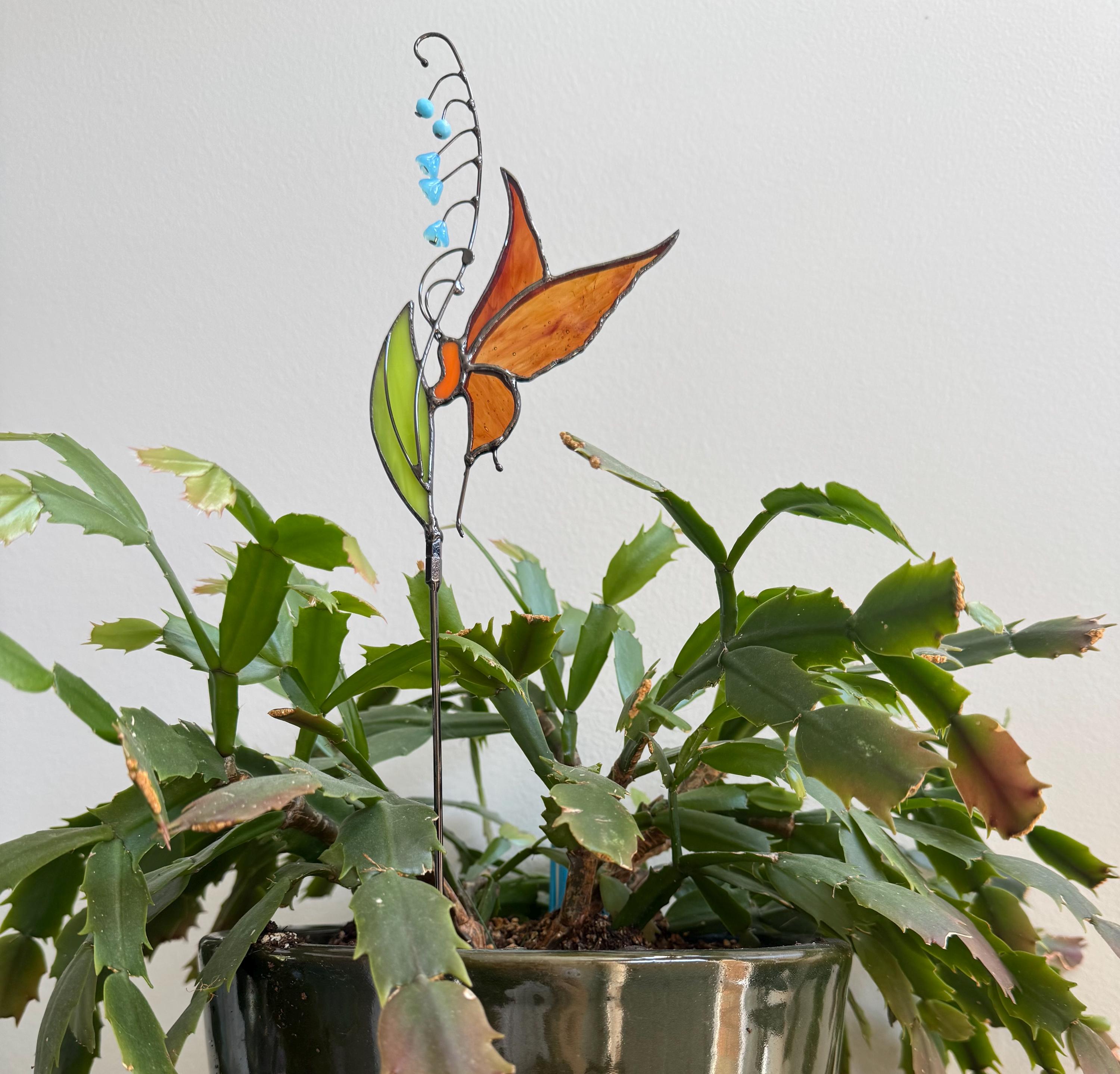 Stained glass Butterfly decor - Garden stake and Suncatcher 2 in 1 - Butterfly plant stake on metal rod - Thank You Gift for Mom