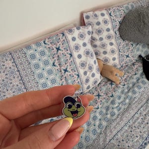 Custom Shoe Charms Personalized Acrylic Shoe Charms with Photo Logo DIY Shoe Pins Accesorios for Shoe Decoration Party Gifts Boys Girls Kids