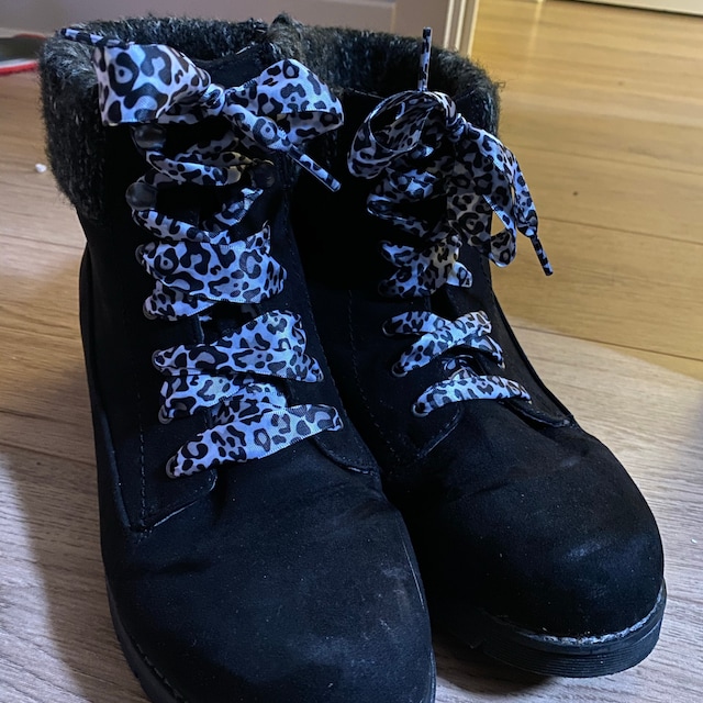 Lacci Con Motivo Leopardato. Molto Popolari