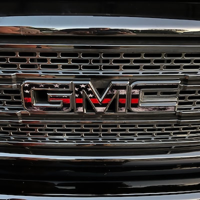 Fits 2015-2019 C7 Corvette - Visor Label Decal Covers With Crossflag Logo