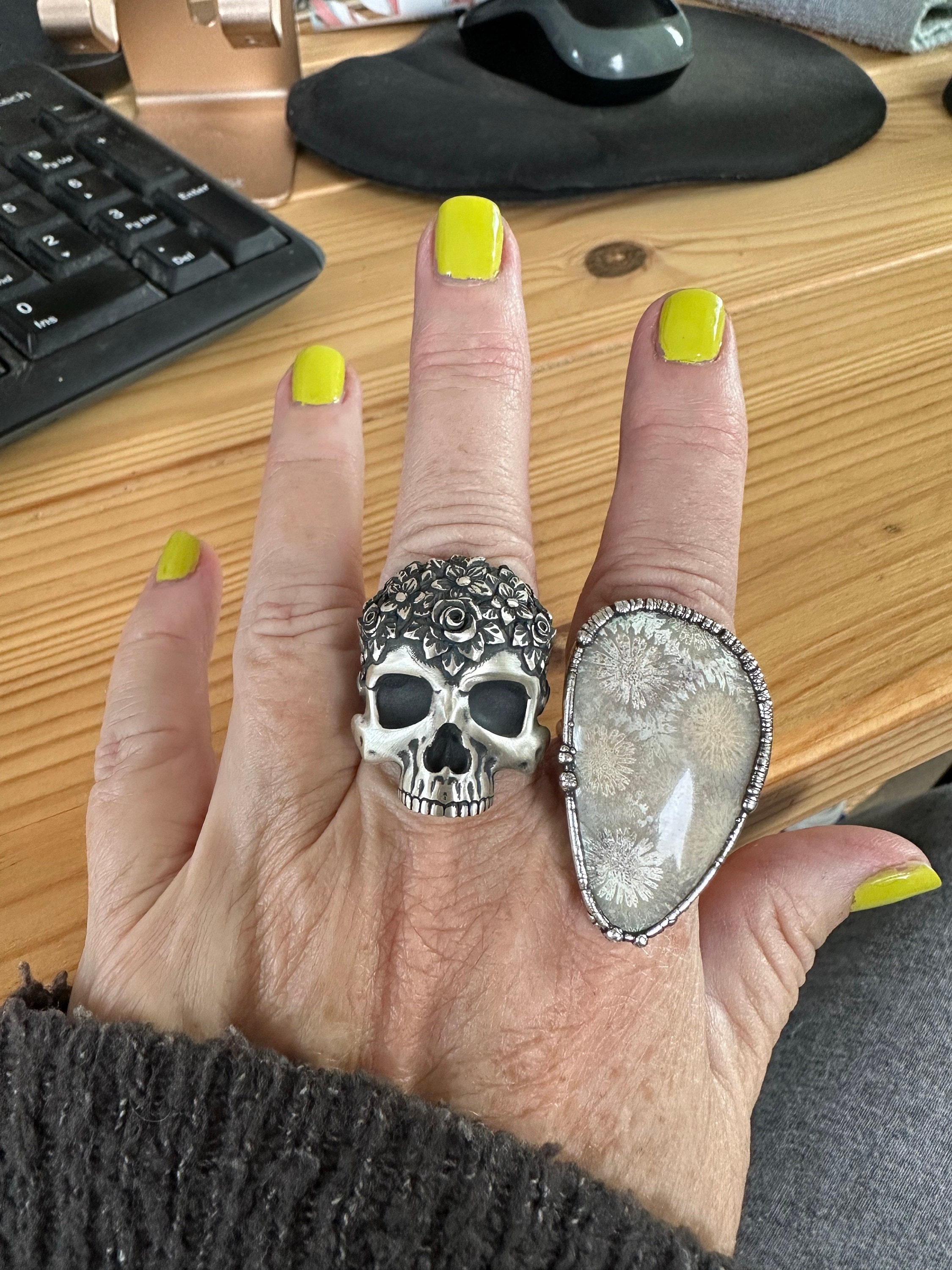 Personalized Skull Ring With Roses, Men Gift Ring, Men Biker Ring, Gothic Skeleton Ring Art, Halloween Skulls