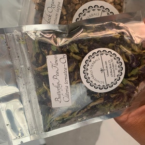 Typhanie added a photo of their purchase