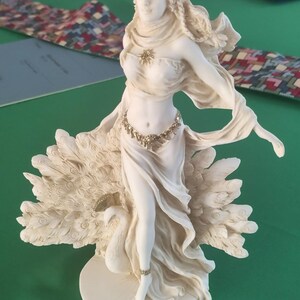 ヘラ ギリシャ・ローマの結婚と家族の女神 25.5 cm - 10.03 インチ 白