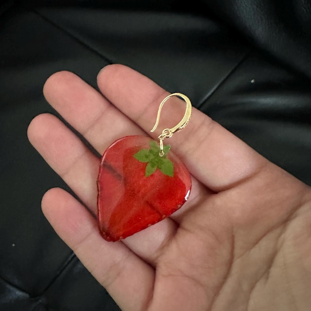 Frodete 3D Strawberry Jewelry Set For Women - Acrylic Strawberry Necklace, Earrings & Ring, Red Fruit Pendant