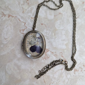 Pressed Natural Flower Vintage Locket Necklace Oval Locket Big Locket ...