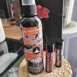 Victoria added a photo of their purchase