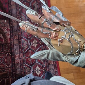 フレディのデッドグローブ、エルム街の悪夢の金属製小道具レプリカ