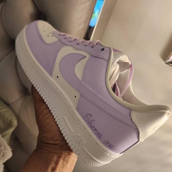 beige custom af1