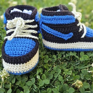 Jazmin added a photo of their purchase