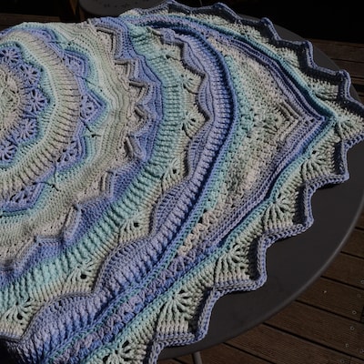 Crochet Pattern: Melanie's Mandala Baby Blanket Video - Etsy