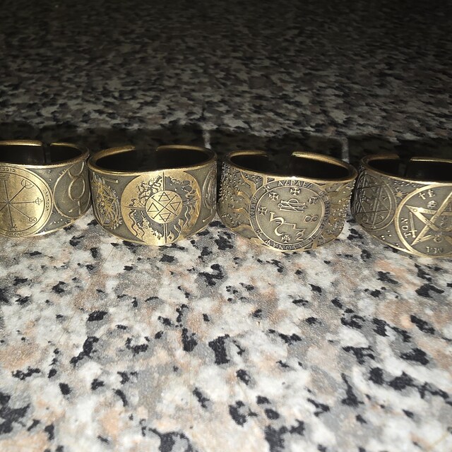 Azrael Seal Ring: Archangel of Death and Transition, Grief Healing