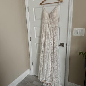 Boho A Line Wedding Dress Long Sleeve Lace Dress Wedding Bohemian  Embroidered Bridal Dress Detachable Sleeve Wedding Gown Boheme Wedding -  Etsy