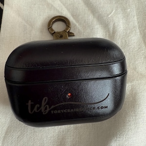 Victoria added a photo of their purchase
