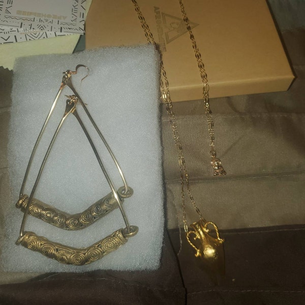 Amphora Necklace