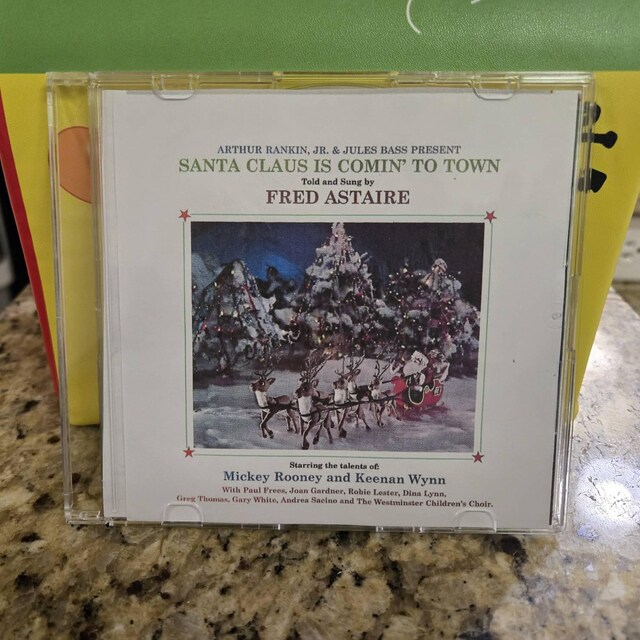 Rankin/bass' Santa Claus is Comin' to Town and Frosty the Snowman