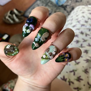 ArtGremlin added a photo of their purchase