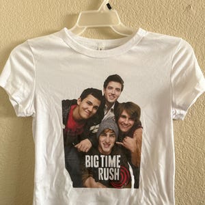 Alyssa added a photo of their purchase
