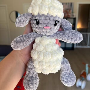 Kaitlyn added a photo of their purchase