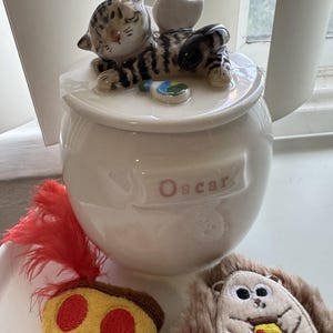 Pang added a photo of their purchase