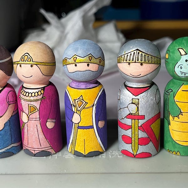 Royal Peg Doll Set - Wooden Characters - King / Queen / Princess ...
