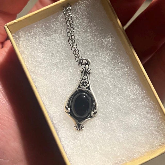 [HOLIDAYVISITOR] Black Onyx Stone Necklace /追跡付 HOLIDAYVISITOR] Black Onyx Stone Necklace /追跡付 Heritage