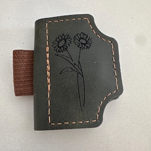 Iska added a photo of their purchase