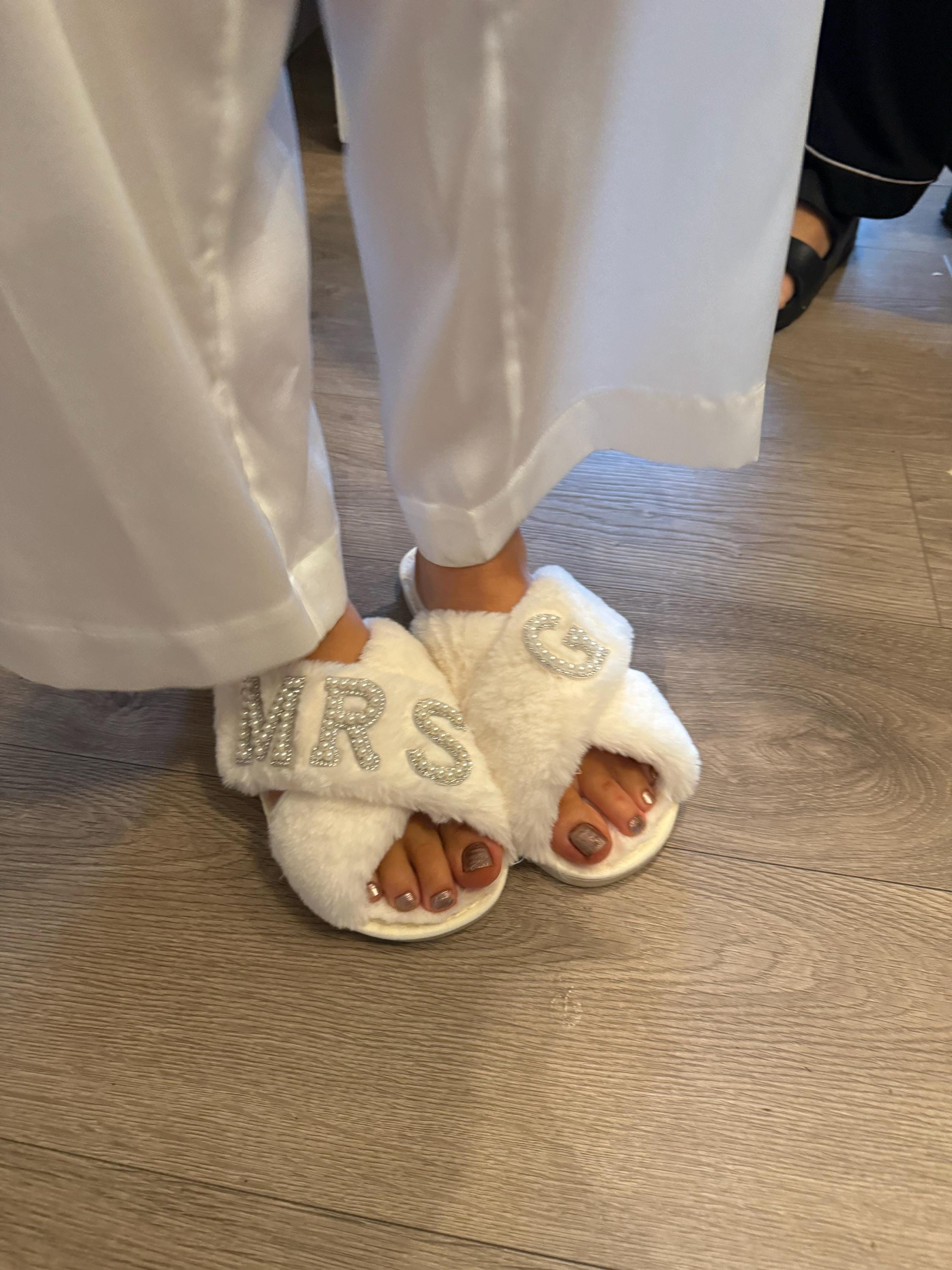 Bridal Mrs Wedding slippers, Custom Mrs Fluffy Slippers with pearls letters, Bridal Shower Gifts, Gifts For Her, Bridal Slippers, Slippers