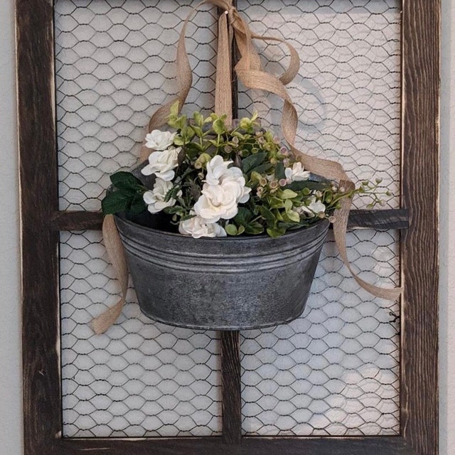 Chicken Wire Frame! - House by Hoff