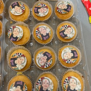 30 Personalised Edible Rice Paper Cupcake Toppers / Birthdays Pre Cut ...