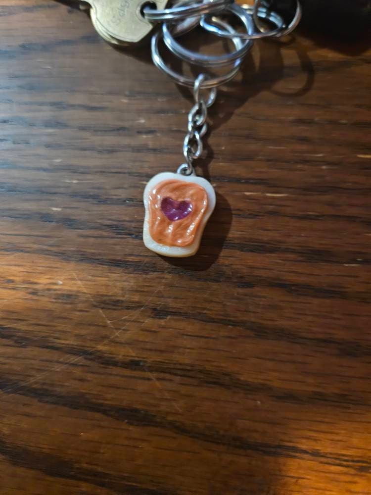 Peanut Butter and Jelly Heart Keychain Set, Grape, Best Friend&#39;s Keychains (or Phone Charms), Great Gift for Mom, Daughter, Sister, Cute :D