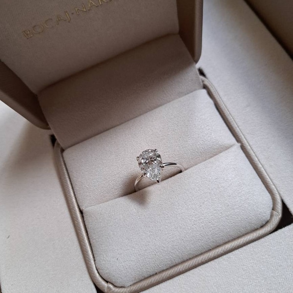 3 CT Pear Shape Lab Grown Diamond Engagement Ring / 5 Prong Tear CVD ...