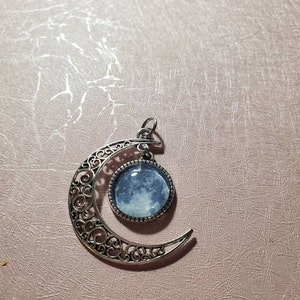 Roxanne added a photo of their purchase