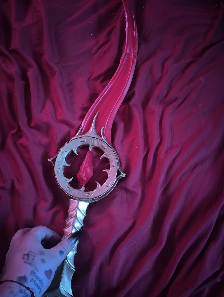 Bloodthirst Dagger Baldurs Gate 3 Orin Cosplay Prop - Painted
