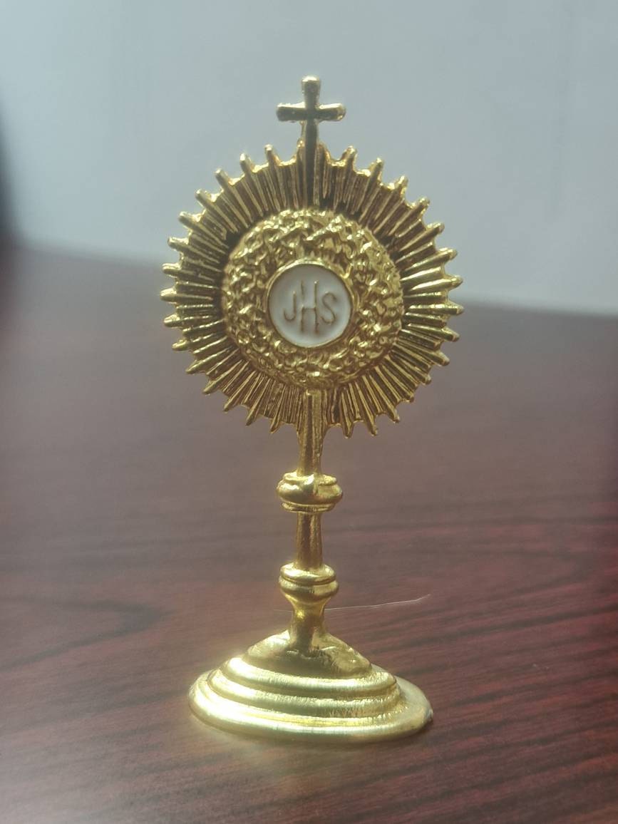 Monstrance blessed Sacrament Euharostic Monstrance catholic menstrance