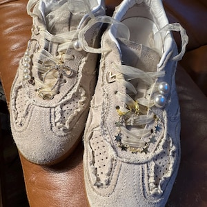 Kaylin added a photo of their purchase