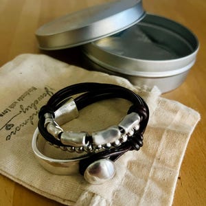 Kaori added a photo of their purchase