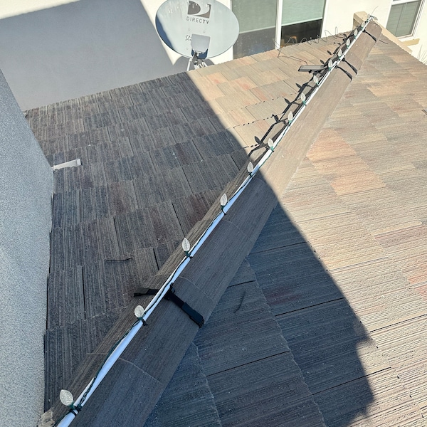 1/2 Inch PVC Adjustable Roof Ridge Clip for Tile, Concrete, Etc... Type ...