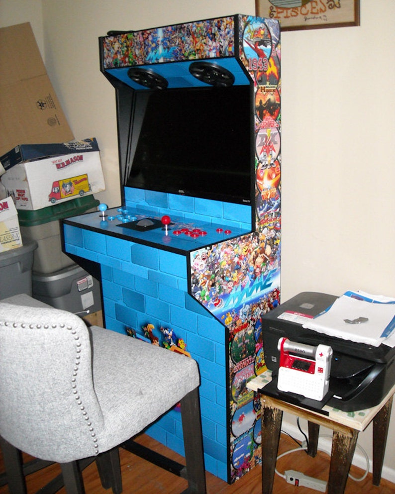 Arcade setup shared by Dennis