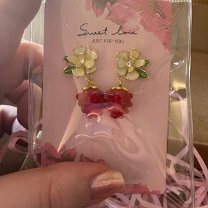 Zoe added a photo of their purchase